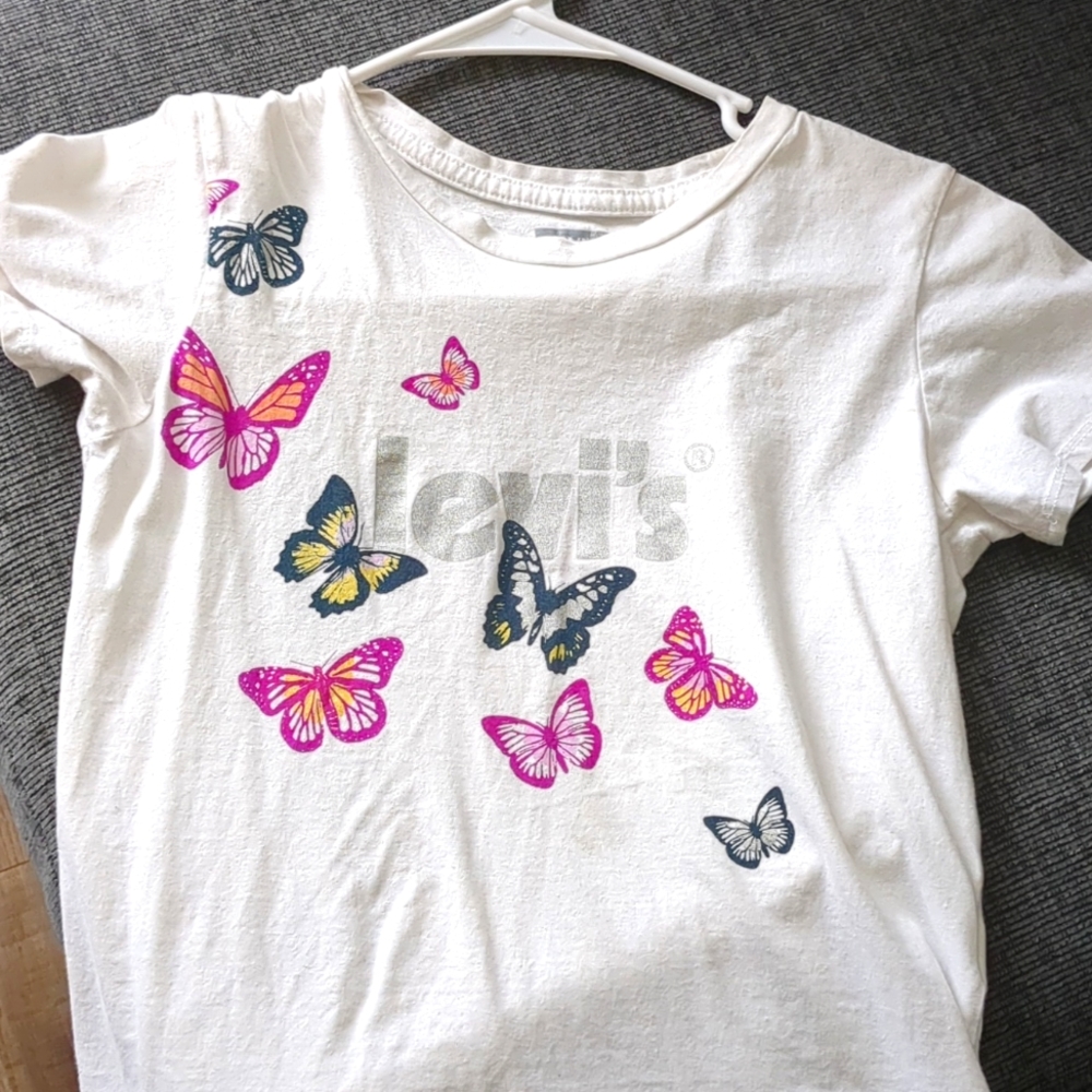 Levi Tee shirt